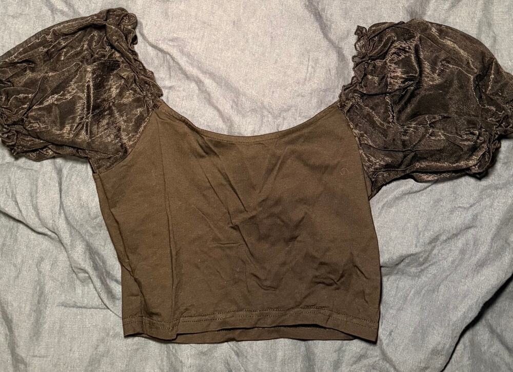 NWT Dolls Kill Black Puff Sleeve Crop Top Size Small